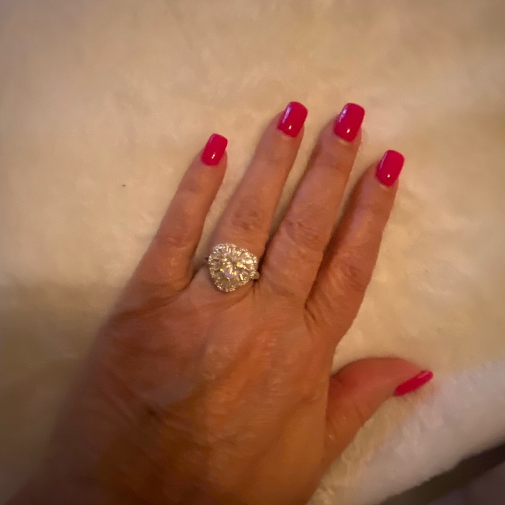 Elegant Silver Heart Ring